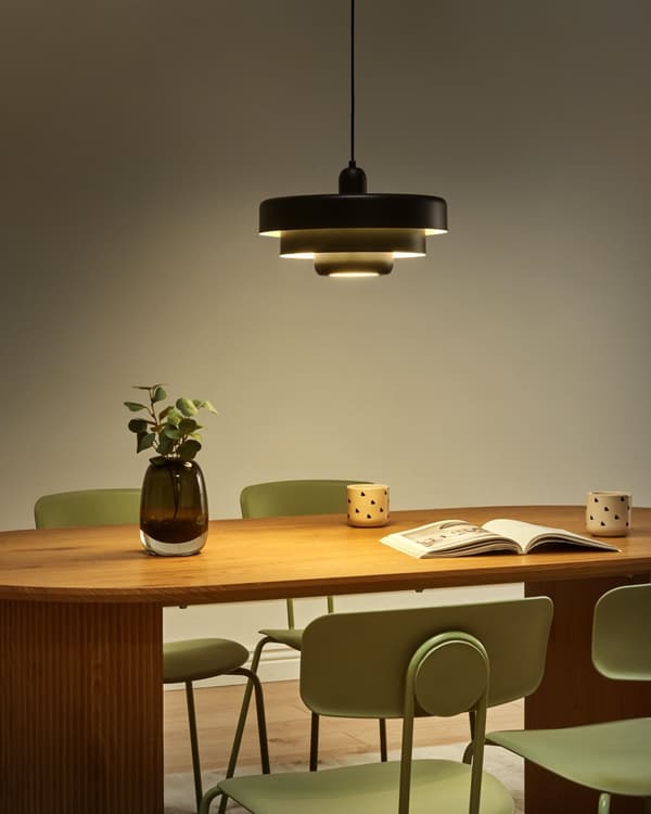 Pendellampe Svart Metall ø 33 cm Rund form Skandinavisk design Hengelampe Belysning