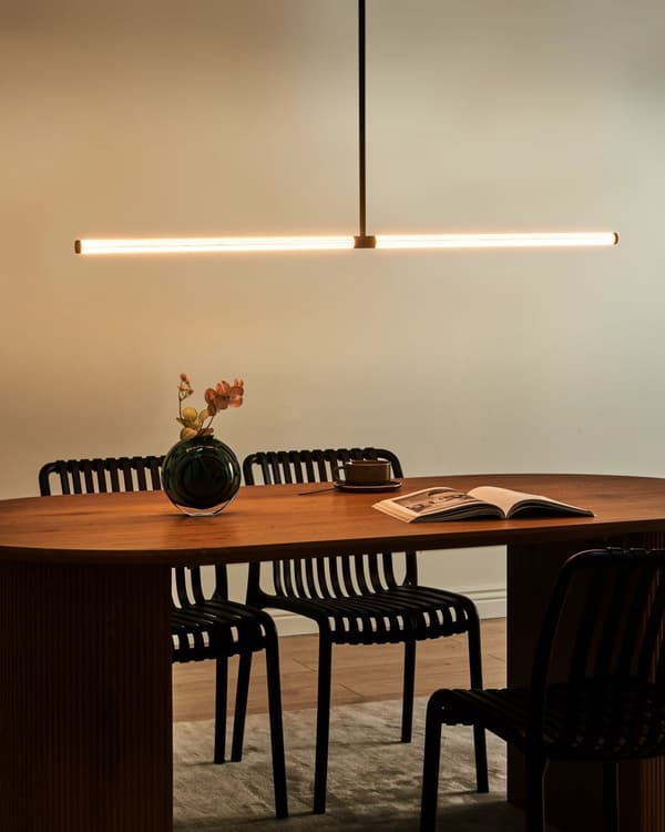 Pendellampe Svart Metall 120 cm Minimalistisk form Moderne design Hengelampe Belysning