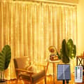 Miniatyrbild 1 av 8: Solenergi Ljusslinga Gardin LED 3x3m - 300 LED, IP44 Vattentålig, 8 Ljussättningar, Varmvit
