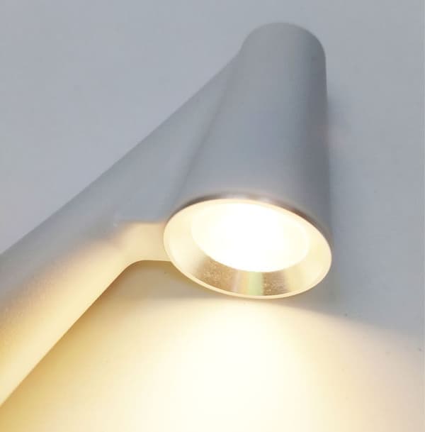 Minimalistisk modern konisk vit bordslampa - Ett modernt val för hembelysning