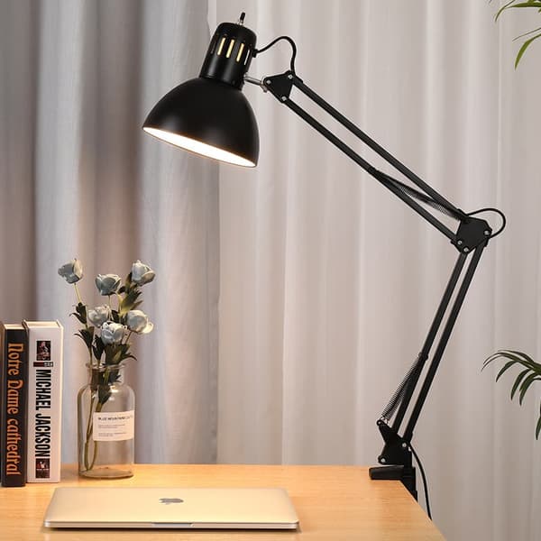 Bordlampe med drejearm og knapkontrol - perfekt til boglæsning