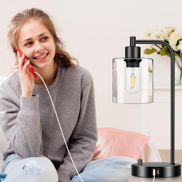 OBOSOE Bordlampe med 2 USB-porte – Industriel LED-natlampe, dæmpbar sengelampe med glasafdækning til soveværelse, stue & kontor – 6W Edison-pære inkl.