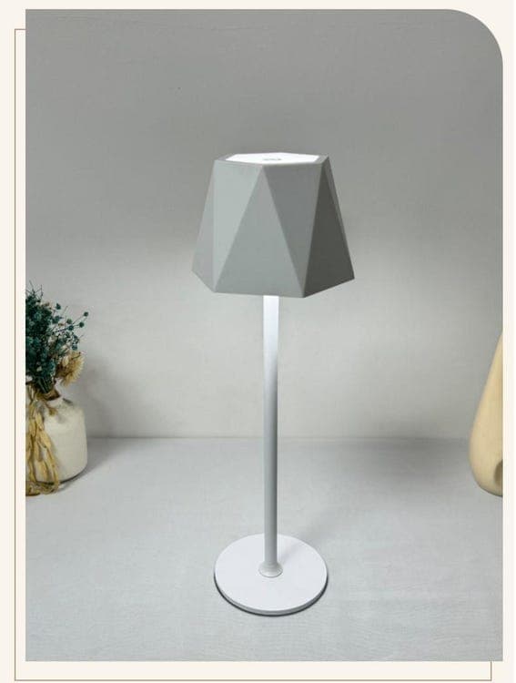 OBOSOE Bordslampa Trådlös / Skrivbordslampa - LED-lampa 3 färgtemperaturer och RGB, IP54 vattentålig bordslampa