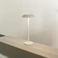 Miniatyrbild 3 av 5: OBOSOE Bordslampa Trådlös / Skrivbordslampa-LED-lampa 3 färgtemperaturer 2600 mAh uppladdningsbart batteri, Perfekt för sovrum, terrass och restaurang