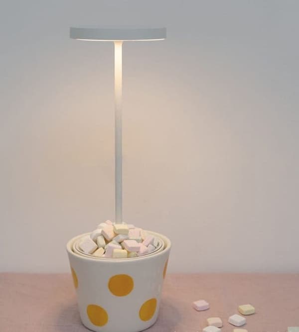 OBOSOE Bordlampe Trådløs / LED Lys / Skrivebordslampe