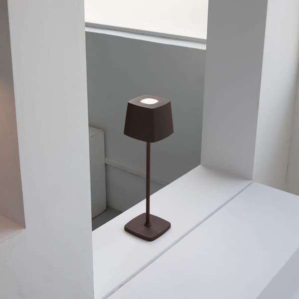 OBOSOE Skrivebordslampe/Bordlampe/LED-lampe