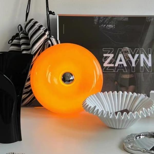 OBOSOE Bordlampe/ Skrivebordslampe - LED Lampe - Tre Lyse Farver