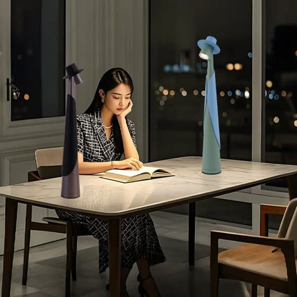 OBOSOE Bordlampe Trådløs / Skrivebordslampe - LED Lampe, Genopladelig Lampe med 3 lysstyrkeniveauer til Indendørs & Udendørs