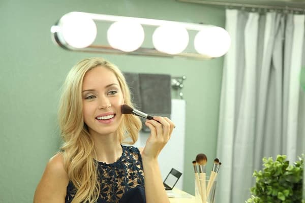 Hollywood LED Makeup Light med sugkopp för spegel