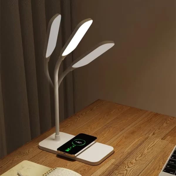 Bomclap Bordslampa med Trådlös Laddare & USB-Port, Justerbar Skrivbordslampa, Ögonvänlig Nattlampa för Läsning och Spel