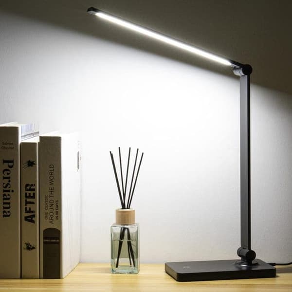 OBOSOE LED Skrivebordslampe med Touch Control – Dæmpbar Bordlampe til Hjem, Kontor og Soveværelse