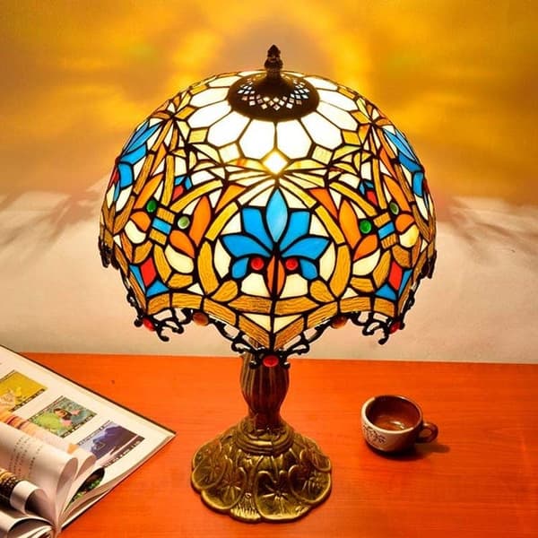 Bomclap Bordslampa med blomformad glasmosaik
