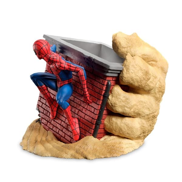 Marvel Spiderman Pencil holders + pencils