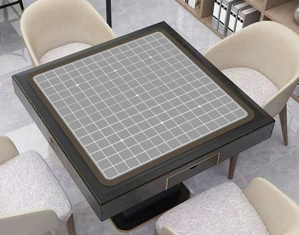 INF Silent & non-slip spillmatte for bordspill