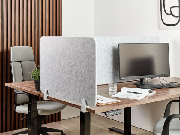 Skrivebordsskillevæg lysegrå 80 x 50 cm polyester PET-plast akustikbeslag moderne