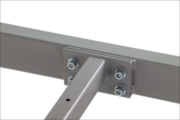 Pöydän tai pöydän runko "O"-jalalla NY-131A/70 alumiinia