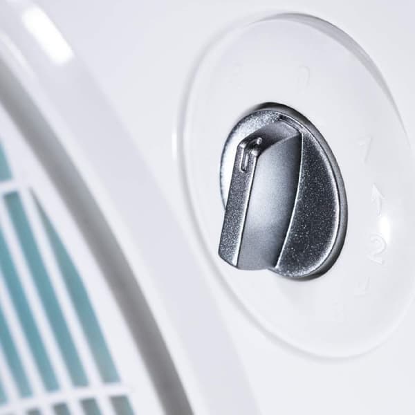 Cecotec 50-W box fan, 5 blades, 12”.