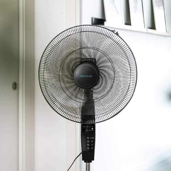 Cecotec 18“ stand fan (45 cm) with 6 blades, 60 W, copper motor and 3 speeds. 75º oscillation and adjustable height up to 20 cm. Timer, remote contro