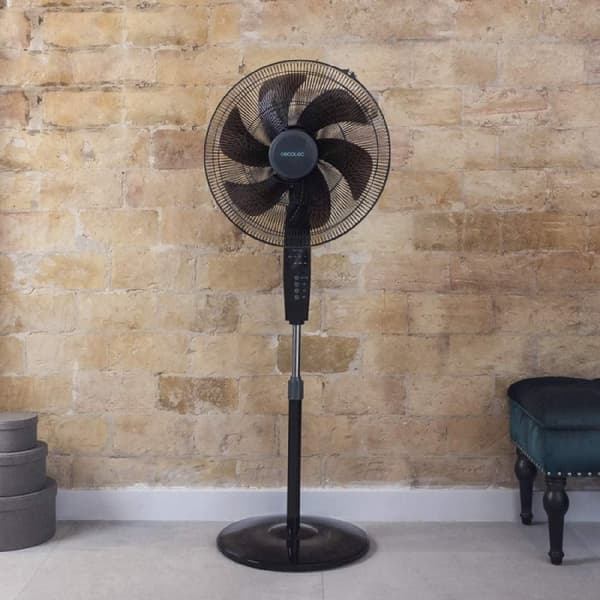 Cecotec 18“ stand fan (45 cm) with 6 blades, 60 W, copper motor and 3 speeds. 75º oscillation and adjustable height up to 20 cm. Timer, remote contro