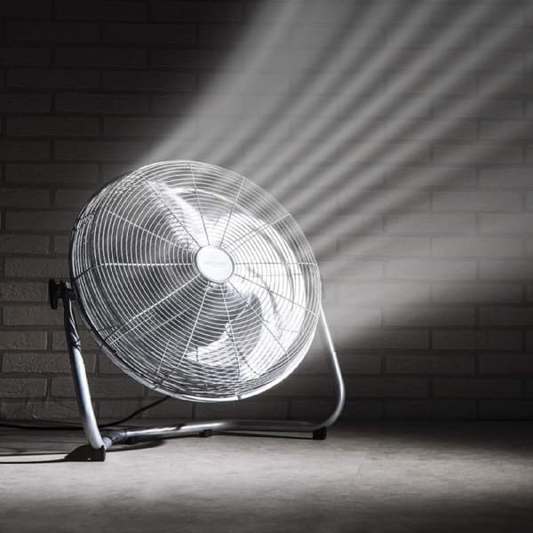 Cecotec 3-blade industrial fan, 18”, and 100 W.
