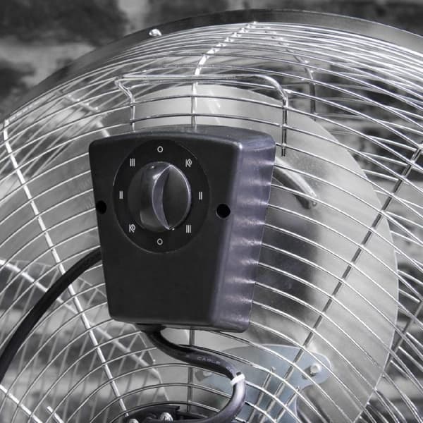 Cecotec 3-blade industrial fan, 20”, 120 W, copper motor.