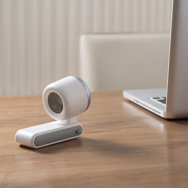 Kädessä pidettävä ulkona pidettävä minituuletin USB-pöytäkoneen minituuletin