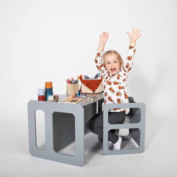 Montessori afgangsbord og stol sæt