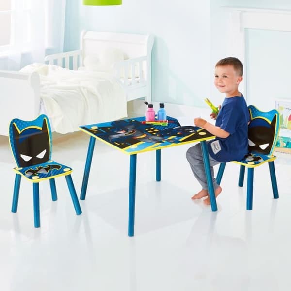 BATMAN Barnbord och 2 stolar set