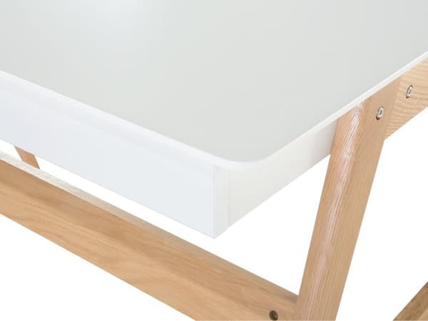 Työpöytä valkoinen MDF-levy vaaleat tammijalat 120 x 70 x 76 cm laatikoilla skandinaavinen moderni tyyli