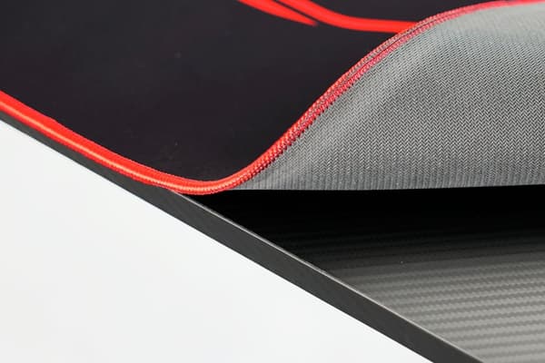 Gamingbord sort/rød - Elektrisk justerbar - 140x66 cm