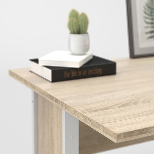 Prisme skrivebord B eg struktur dekor og hvid.