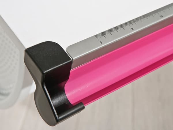 Matkan skrivebord hvit, hvit/pink/grønn.
