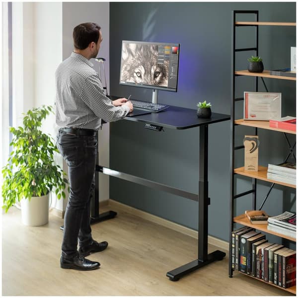 Fromm Starck Elektriskt höj- och sänkbart skrivbord - 1400 x 600 mm - Pulverlackerat stål