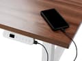 Miniatyrbilde 8 av 8: Elektrisk justerbart skrivebord Grå bordplate Hvit stålramme 160 x 72 cm Sitt- og ståbord Kvadratiske føtter Moderne Design
