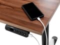 Miniatyrbilde 8 av 8: Elektrisk justerbart skrivebord Hvit bordplate Svart stålramme 180 x 80 cm Sitt- og ståbord Kvadratiske føtter Moderne design