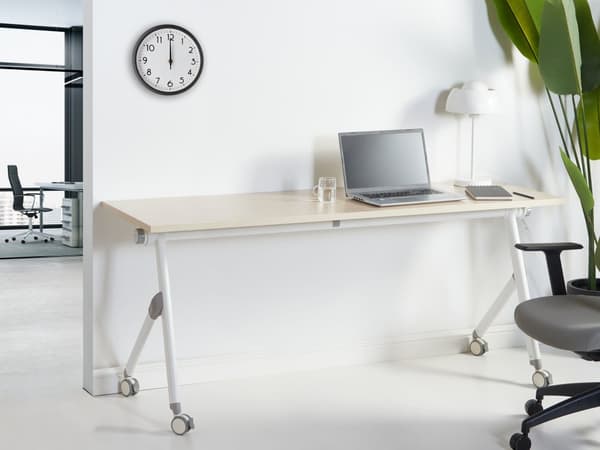 Kontorsbord Svart Ljust trä Metallram MFC Bordsskiva 180 x 60 cm Fällbart Portabelt Mobilt Skrivbord med Hjul Modern Design Kontor Arbetsrum