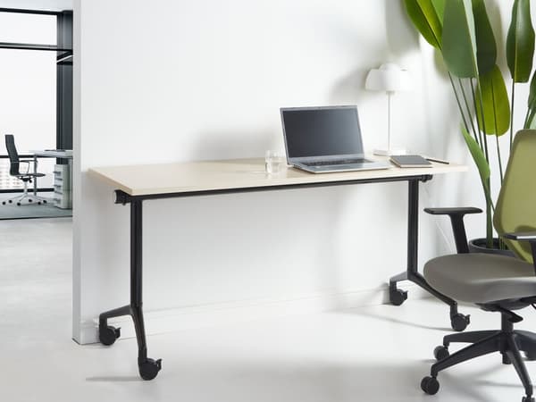 Kontorsbord Svart Ljust trä Metallram MFC Bordsskiva 160 x 60 cm Fällbart Bärbart Portabelt Skrivbord med Hjul Modern Design