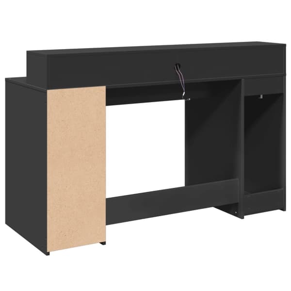 Skrivbord med LED svart 140x55x91 cm konstruerat trä