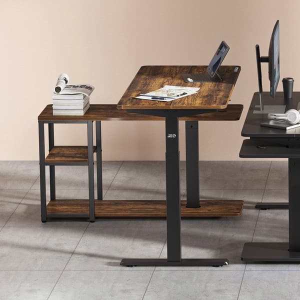 Ergo Office elektriskt lyftbord, max höjd 121cm, med bänkskiva och hyllor, för stående och sittande, rustikt brunt, ER-450.