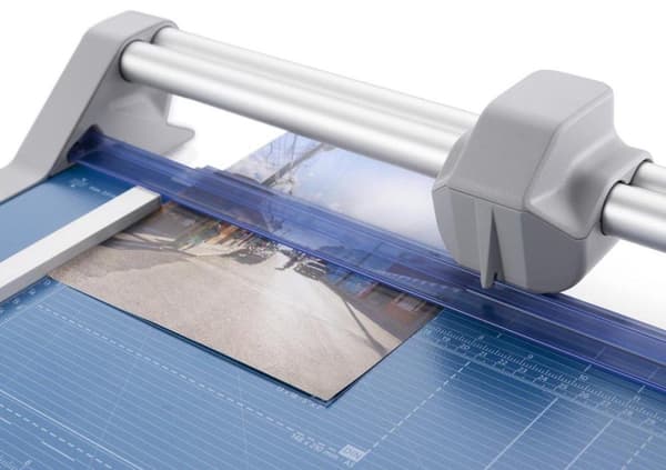 DAHLE Prof telaleikkauskone 550 | A4 | 360mm | 20 arkkia | 3. sukupolvi