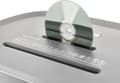 Pikkukuva 4 / 11: Dahle® PaperSAFE 240 - Paperisilppuri - 4x12 mm silppuri - 25 litran keräilyalusta - Arkkeja max 10 kpl - P4 - Niittejä pankkikortteja paperiliittimiä