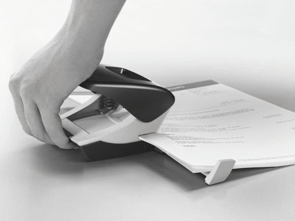 Leitz - Ny NeXXt - Hulning - Kapacitet 25 ark - Rød