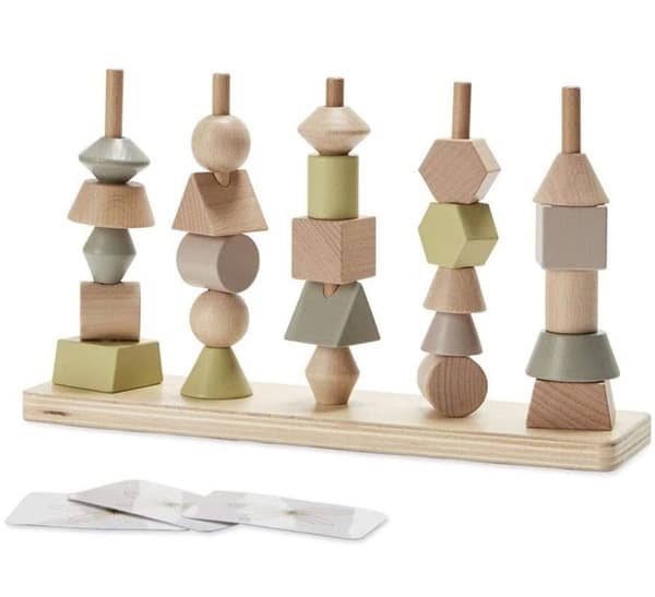 Junior staplingsspel i trä - byAstrup - 30 cm - Ljusbrun - 25 geometriska block