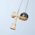 Miniatyrbild 4 av 4: Utomhusspel Krom Kendama Gas Kolgrå