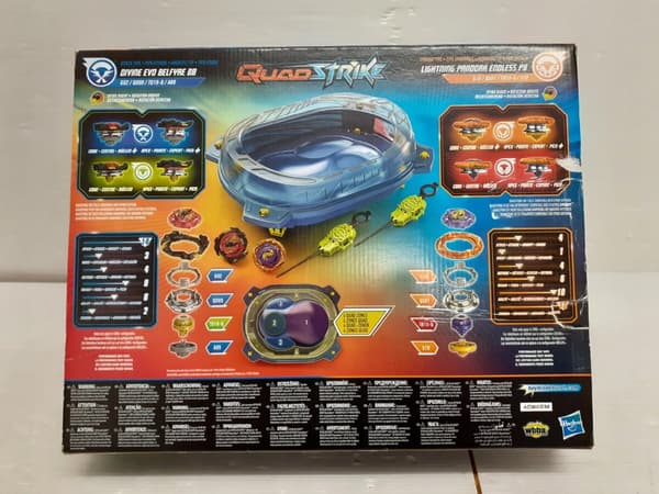 Arenaset + 2 Spinnare + 2 Launchers Beyblade Burst QuadStrike Hasbro
