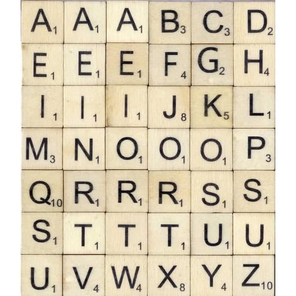 Scrabble bokstäver i trä - ARTEMIO - 42 tryckta versaler - 2 x 2 cm
