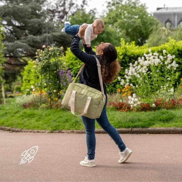 Badabulle Bowling skötväska - Stor kapacitet 20L - Skötyta och tillbehör för barnvagn ingår, Olive