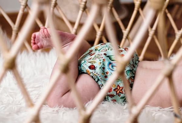 Vaippa taskulla NA ŁĄCE 5-15kg - tarranauha