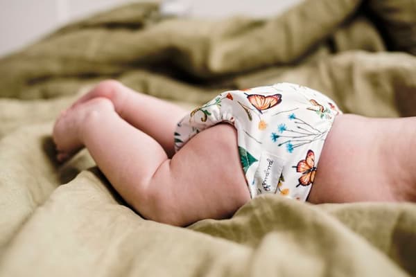 Nyfödd fickblöja 3-7kg - I GRÄSET