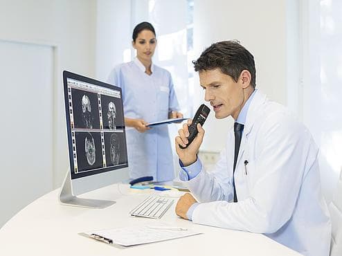 Philips SpeechMike trådløs dikteringsmikrofon SPM4000 | Mikrofon i studiekvalitet, berøringssensor, dockingstation, tabsfri taleteknologi